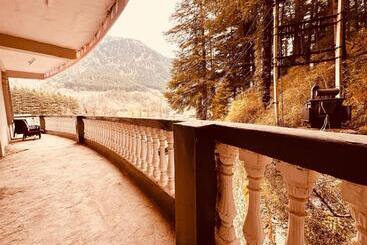 צימר Kanchan Classic Manali