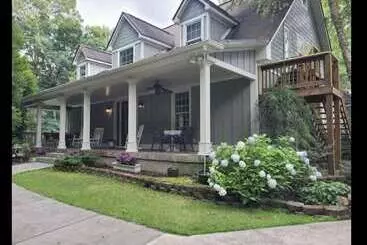 Aamiaismajoitus (B&B) The Sage Cottage