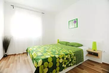 Apartments Hills