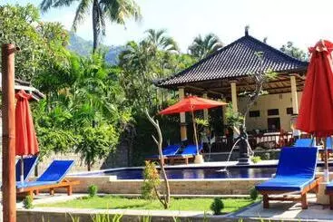 Hotel Bintang Beach Villa