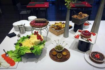 בית מלון כפרי Forum