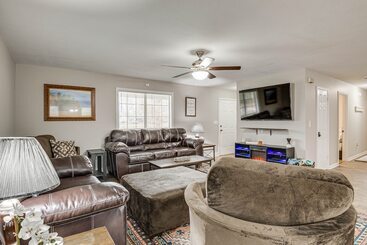 茅舍 Secluded Hazel Green Home W/ Yard!