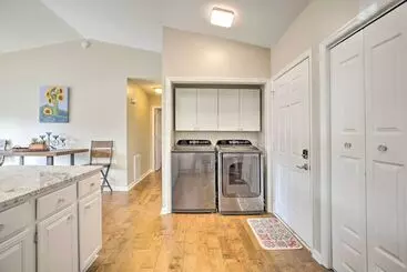 Indigo Cottage  W/ Deck On Lake Arrowhead!