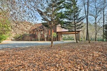 קוטג'' Riverbend Reserve Cabin W/ Yard + Fire Pit!