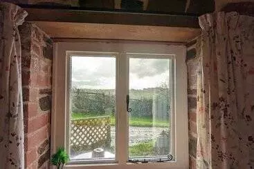 Elegant And Secluded 1 Bed Cottage Near Bideford