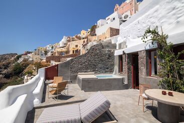 アパートホテル Kyrkos Residency