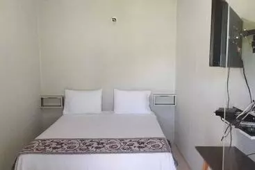 簡易ホテル Pousada Mary Sales