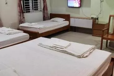 تختخواب و صبحانه Motel Win   Phát