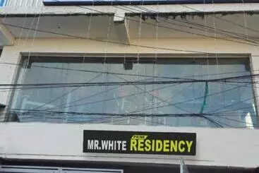ホテル Mr.white Prime Residency