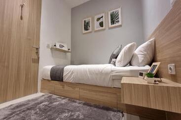 Hotell Oyo Life 93387 Sunarmi House