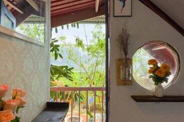 تختخواب و صبحانه Gio Homestay