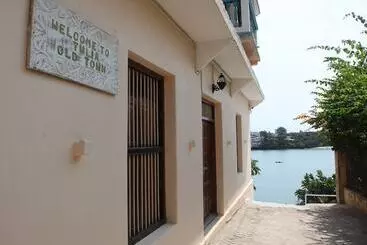 Pensión Tulia Old Town