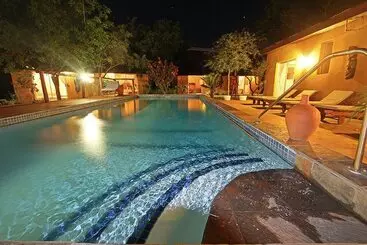 Hotell Normann Safari Bush Lodge