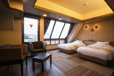 Отель Shinyu No Yado Sazana