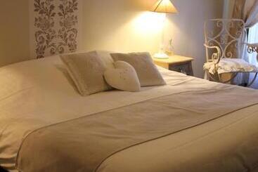 ベッドアンドブレックファースト L'heure Bleue Gîtes Et Chambres D'hôtes