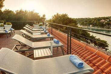 Отель Milna Osam   Adults Only