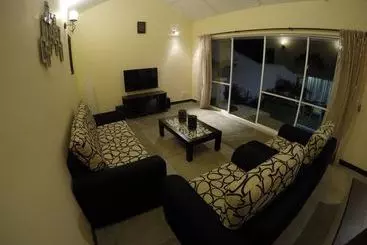 Bed & Breakfast The Victoria Nest Bungalow