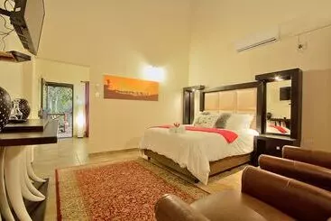 Hotel Royale Marlothi Safari Lodge