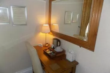Pensione Glendale Guest House