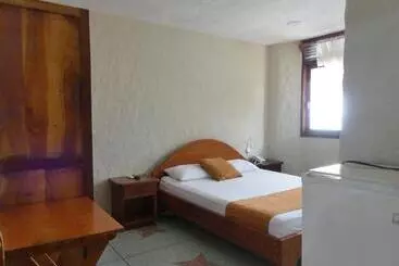 هتل Hostal Estrella De Mar