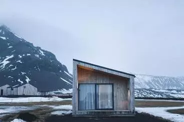 هتل Snjofell Guesthouse