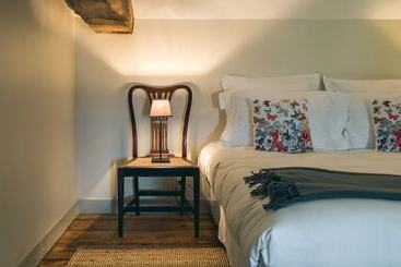 مبيت وإفطار Domaine De Mercade