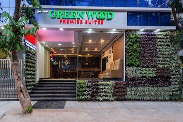 هتل Treebo Greenwood Premier Suites, Old Airport Road