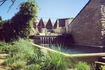 تختخواب و صبحانه M&s   Maison Féraud