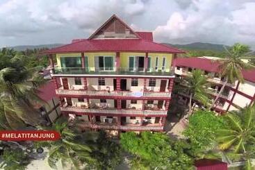 فندق Melati Tanjong Beach Resort