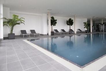 בית מלון כפרי Absolute