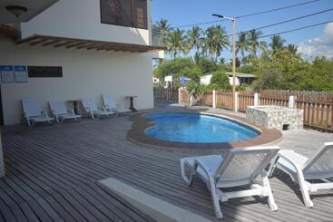 هتل La Laguna Galapagos