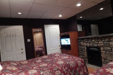 هتل All Days Hostel