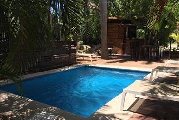 Hotel & Hostel El Punto