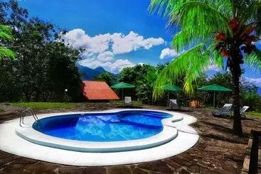 ホテル Huasai Wasi Ecolodge