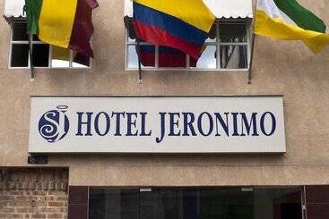هتل Jeronimo