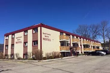 Sand Castle Suites Motel