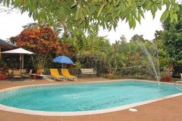 Bed and Breakfast Finca Machangara