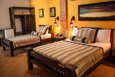 El Virrey Hotel Boutique