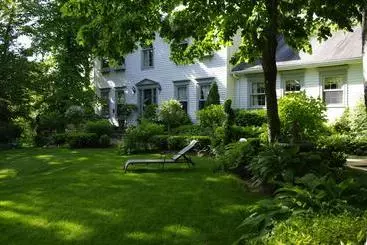 Hotel Blue Forest Lane Bed And Breakfast