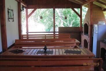 Aamiaismajoitus (B&B) Zoltán & Erika Panzió Parajd