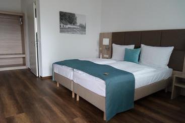 בית מלון כפרי Altes Ruderhaus