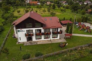호텔 Serena Guesthouse Bran