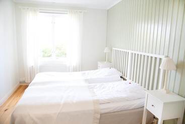 בית מלון כפרי Stiftsgården Hostel Skellefteå