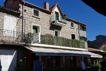 Hotel Hôtel Restaurant L'aiglon