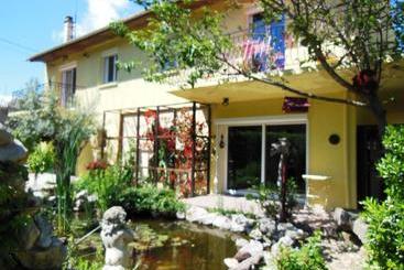 ベッドアンドブレックファースト ô Doux S Home