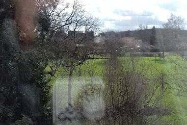 住宿加早餐  Maison Volière