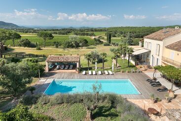 مبيت وإفطار Château Verez