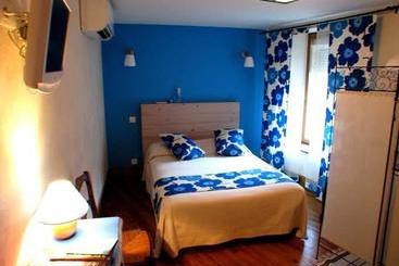 ベッドアンドブレックファースト L Ancien Presbytère