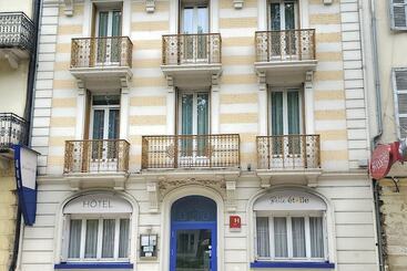 Hotel Logis Hôtel Belle Etoile Vichy