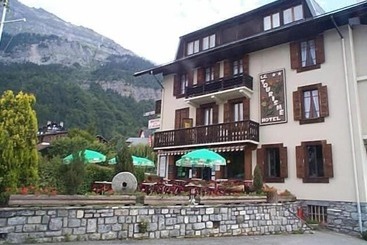 Hotel Hôtel Le Tourisme